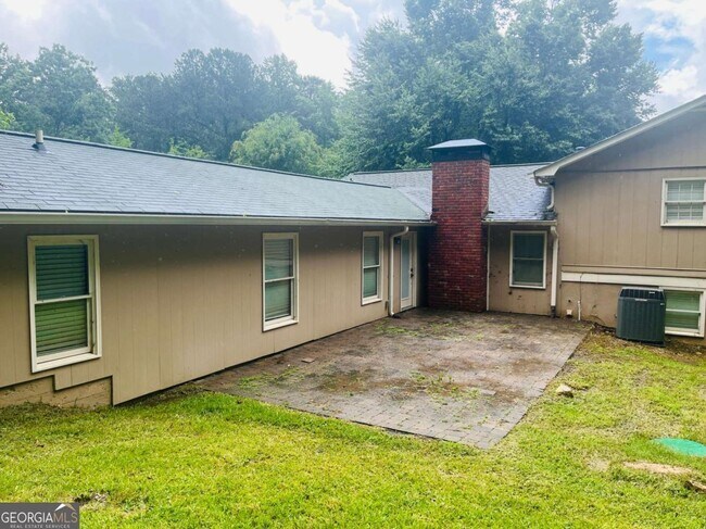 Building Photo - 2472 Ramblewood Ct