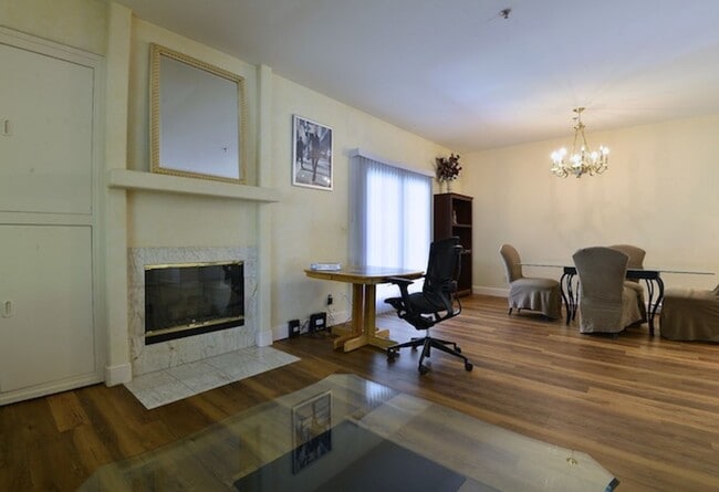 Building Photo - Incline Village: Condo - 2 Bedrooms, 2.5 Bathrooms, 1 Car Garage, Low Elevation, Walk to Lake.