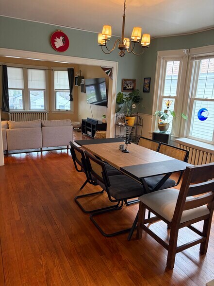 Building Photo - 18 Terrace Ave