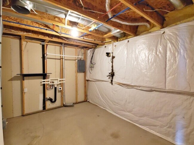 Building Photo - 2-3 Bd 2.5 Bath Townhome in Draper