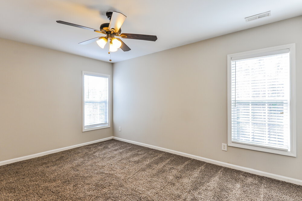 Building Photo - 3879 Pin Oak Rd