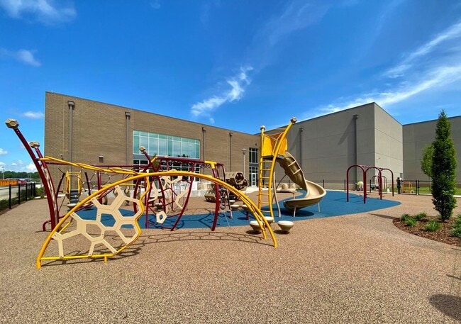 Building Photo - 12917 Tallulah Dr