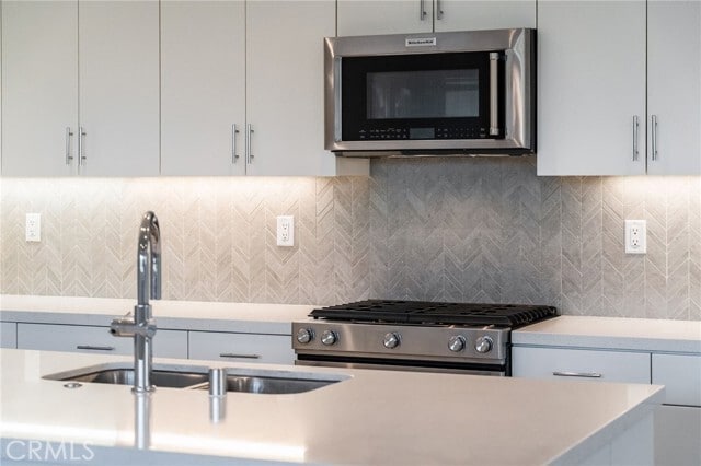 Building Photo - 1102 S Urbana St