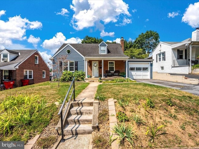 Building Photo - 413 Pangborn Blvd