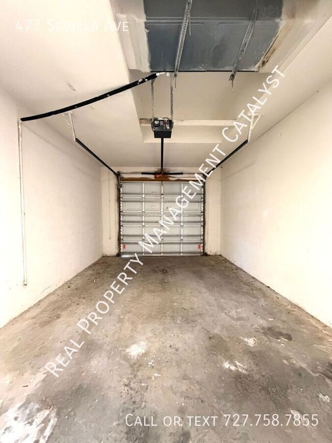 Building Photo - 477 Sevilla Ave