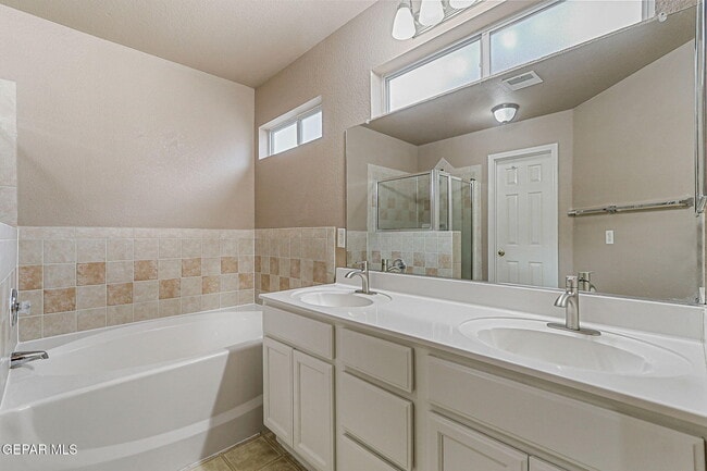 Building Photo - 6312 Casper Ridge Dr