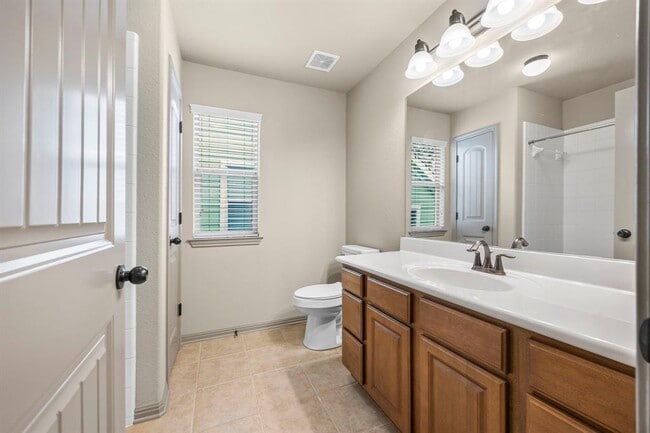 Building Photo - 263 Cleveland