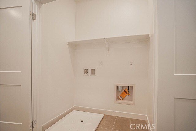 Building Photo - 2317 W Broadway