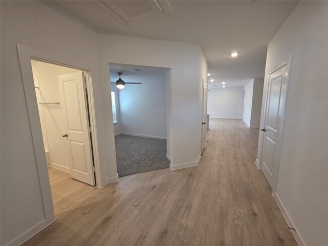 Building Photo - 31111 Winchester Fls Ct