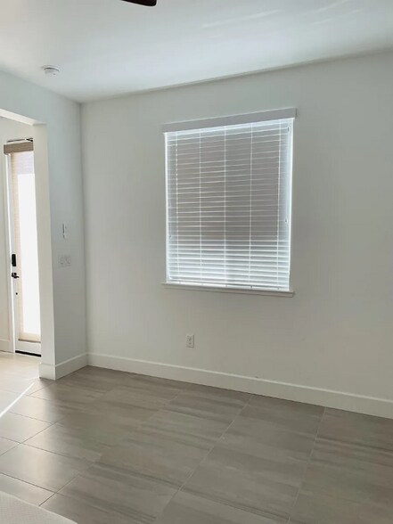 Primary Photo - 169 Cider Cir