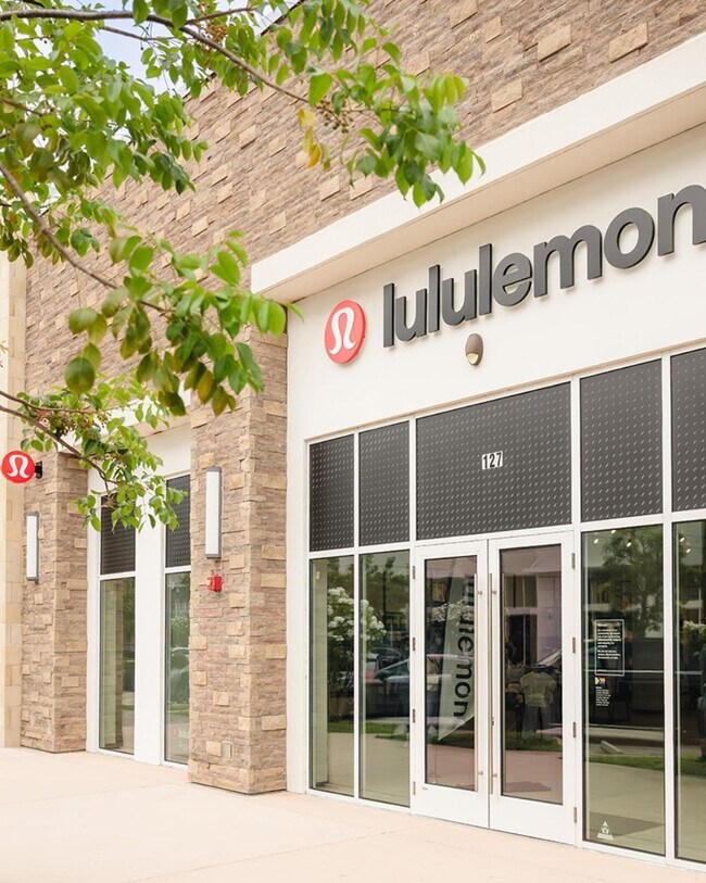 Building Photo - 120 N Compass Way