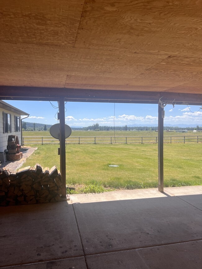 Building Photo - 32791 Bugle Ln