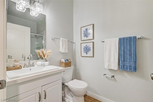 Building Photo - 1900 N Torrey Pines Dr