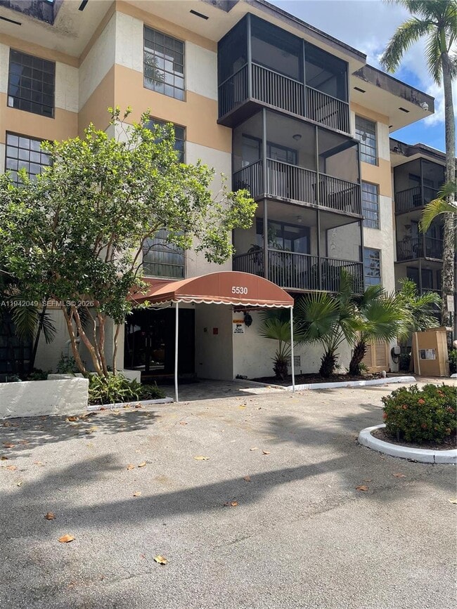 Building Photo - 5530 NW 44th St
