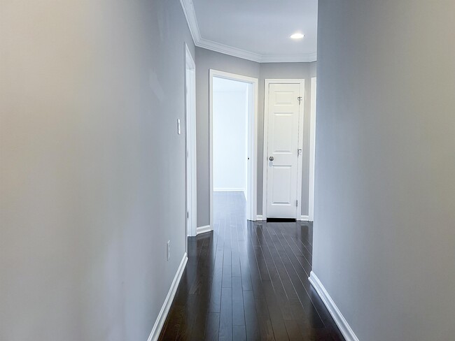 Building Photo - 3909 Beeker Mill Pl