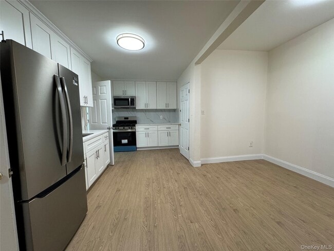 Building Photo - 1733 Zerega Ave