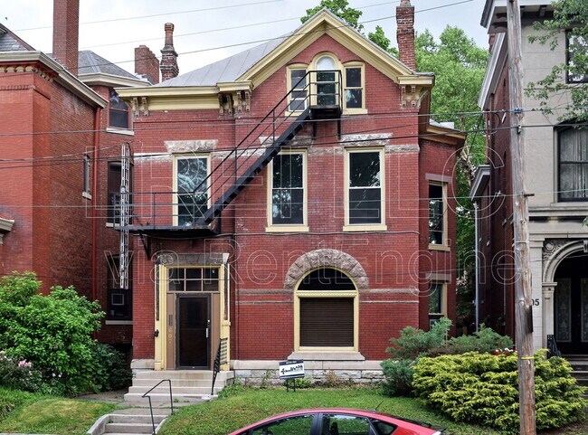 Primary Photo - 607 W St Catherine St
