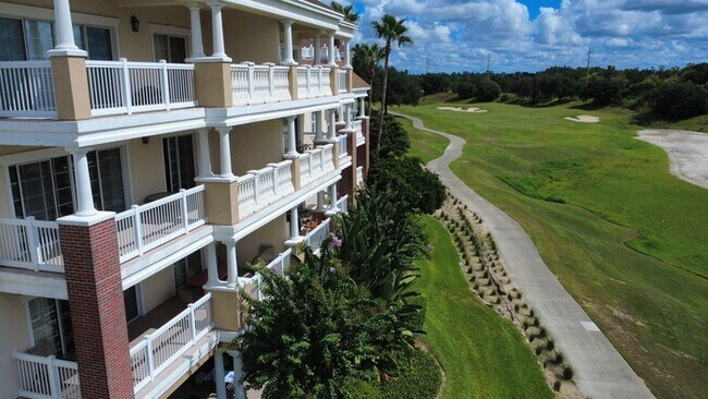 Building Photo - Golf Course View Condo