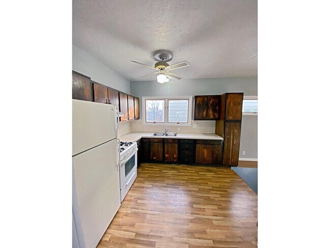 Building Photo - 4707 N 40th Ave