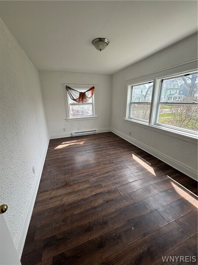 Building Photo - 1780 Falls St