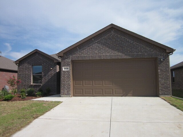 Building Photo - 1420 Warringwood Dr