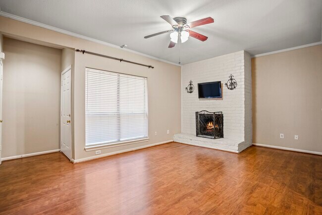 Building Photo - 2001 Bering Dr