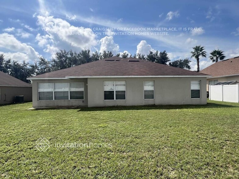 Building Photo - 3084 Tobago Ave