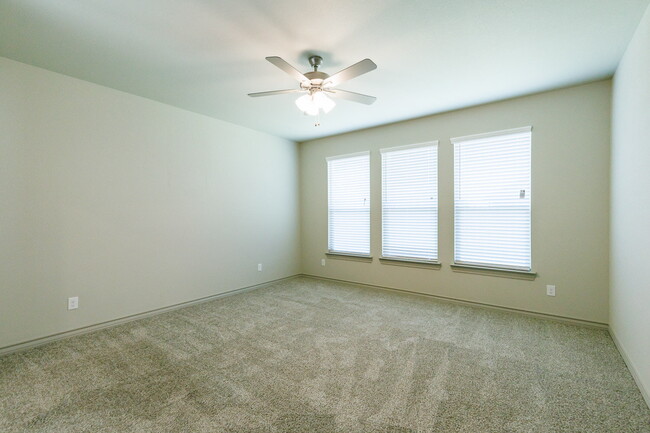 Building Photo - Wonderful 3/2 in Wolfforth!!!