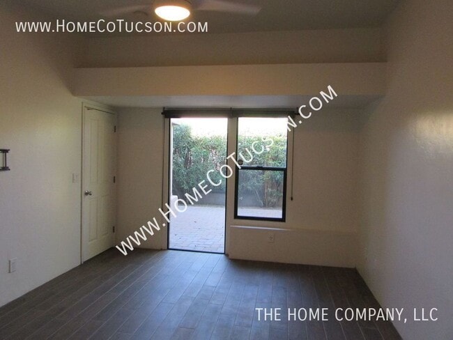 Building Photo - 3668 N Royal Prince Ct