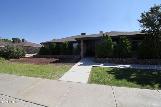 Building Photo - 19014 Armington Dr