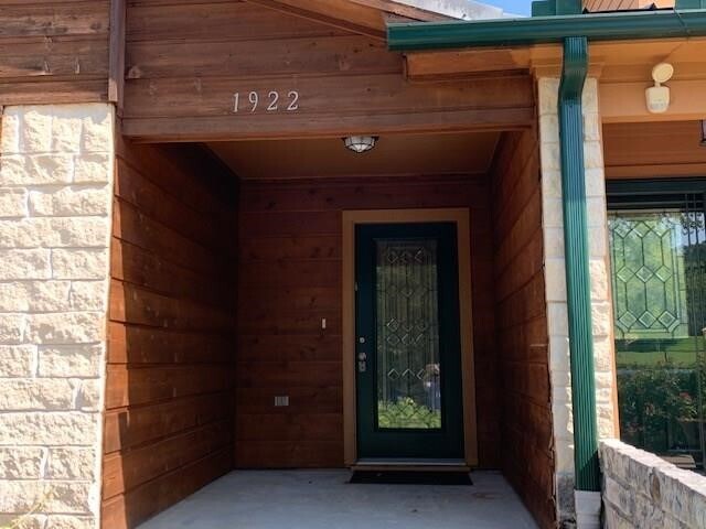 Primary Photo - 1922 20th St