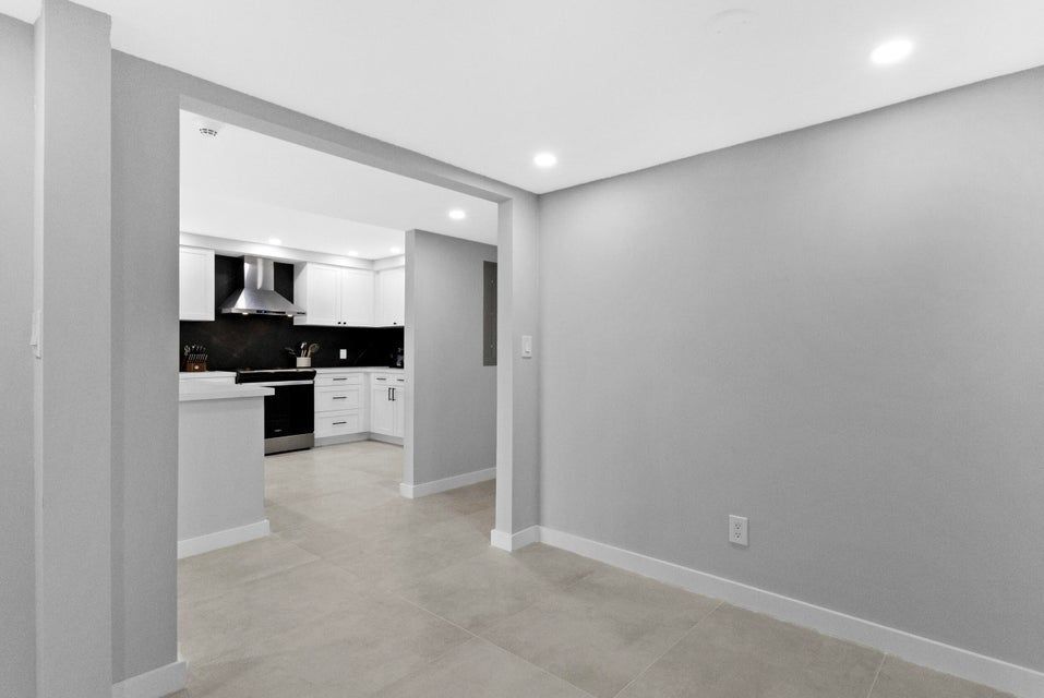Building Photo - 3900 Galt Ocean Dr