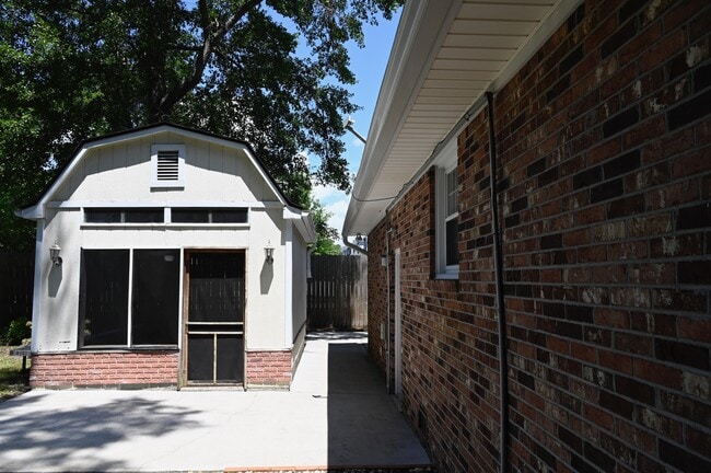 Building Photo - 1265 Penny Cir