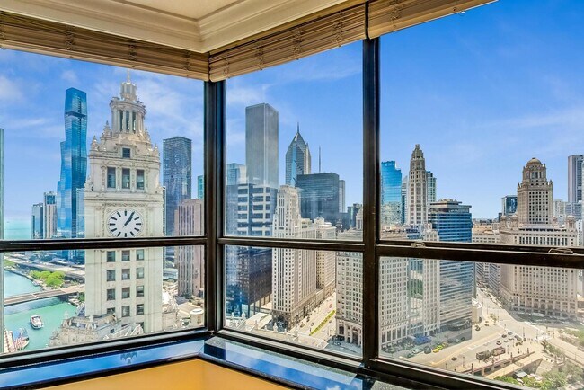 Building Photo - 405 N Wabash Ave