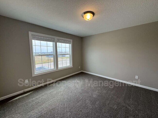 Building Photo - 5378 Broad Fields Cv