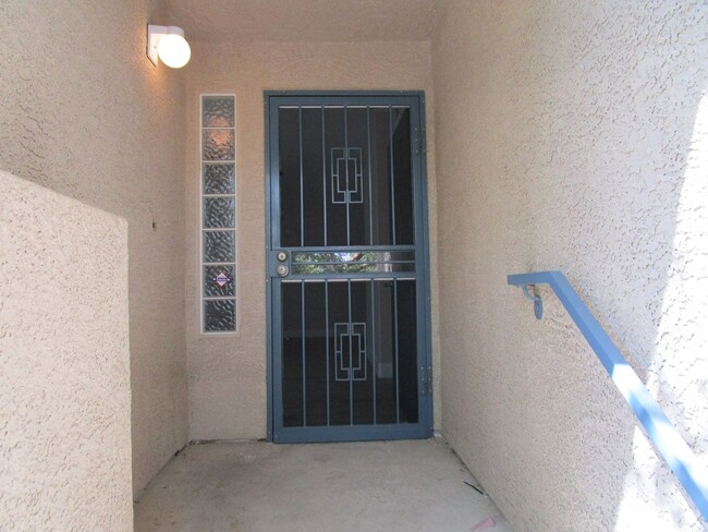 Building Photo - SUMMERLIN - AMBER RIDGE CONDO