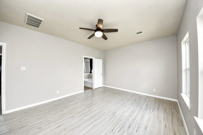 Building Photo - 7515 Morgan Ranch Tr