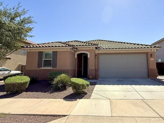 Building Photo - 15747 W Shaw Butte Dr