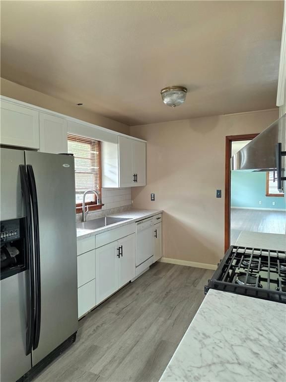 Building Photo - 421 Springside Dr