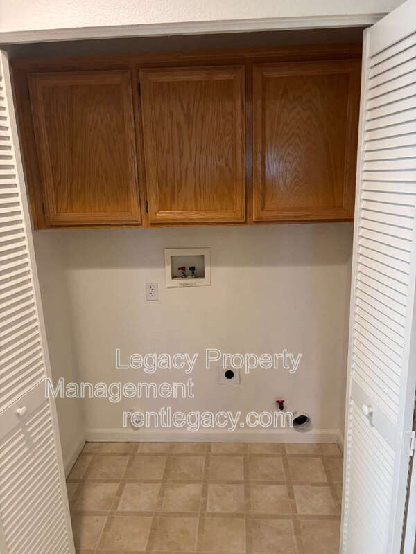 Building Photo - 9829 Lucca Way