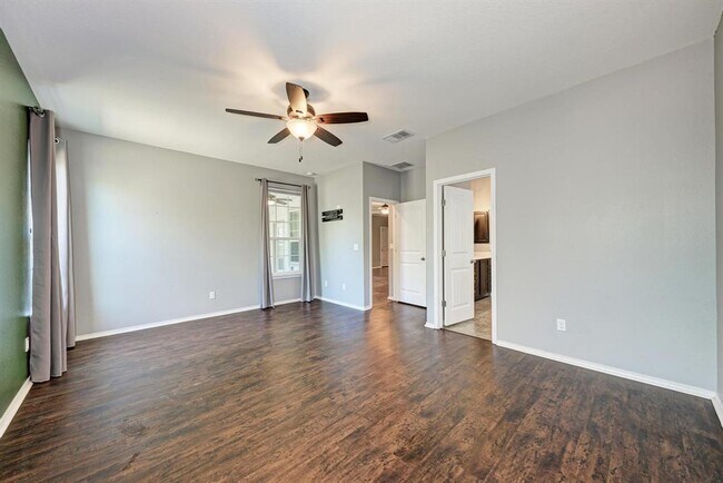 Building Photo - 1412 Berlin Ln