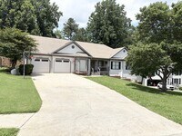 Building Photo - 501 Hearthstone Ridge