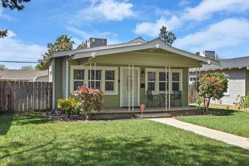 Building Photo - Adorable 2-bedroom, 1-bath cozy home in the heart of Modesto