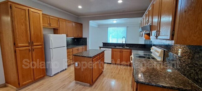 Building Photo - 320 Stamper Cir