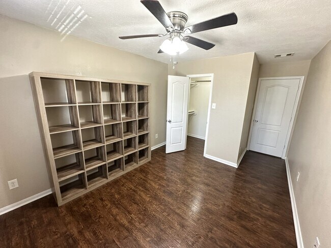 Building Photo - 21439 Veneto Hills Ct