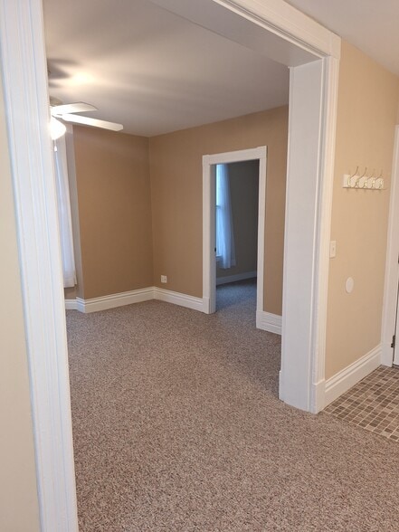 Entry to Office from LvgRm - 121 Ontario St