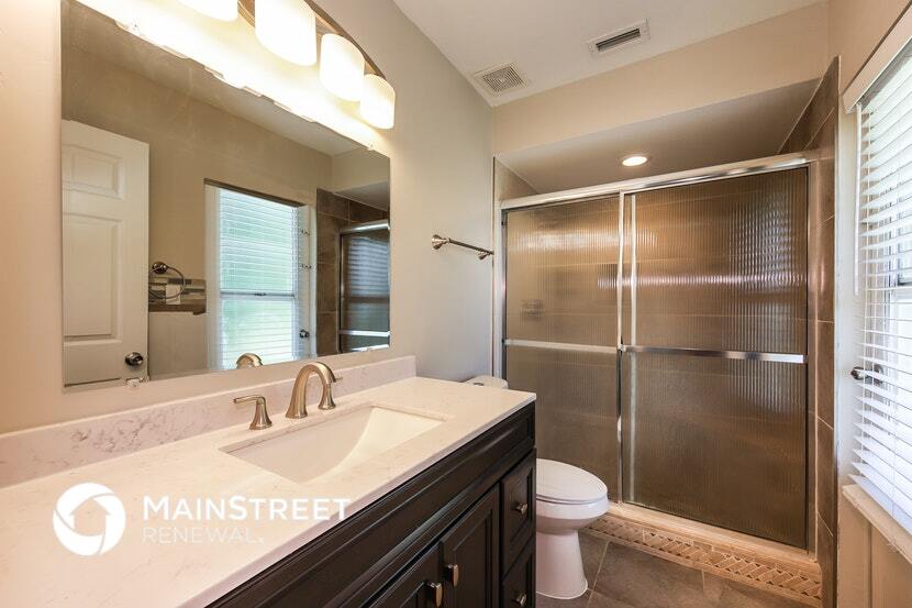 Building Photo - 4715 4th St W