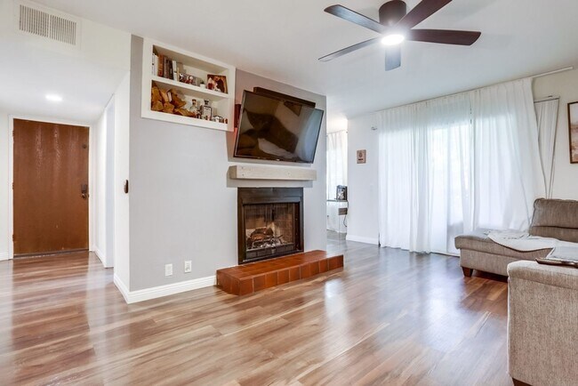 Building Photo - 2157 Arnold Way