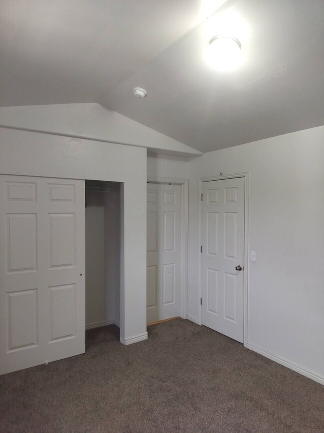 Building Photo - 2128 W 2180 N