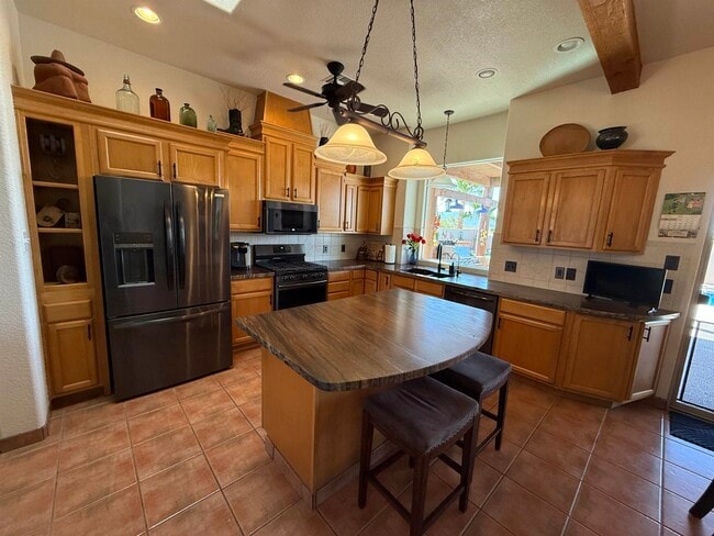 Building Photo - 12665 E Daybreak Pl
